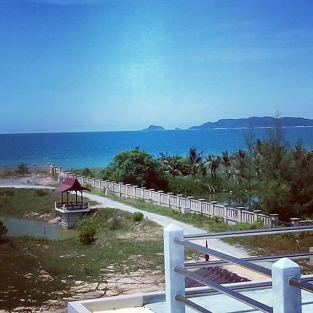Kanza Beach Inn Marang Buitenkant foto
