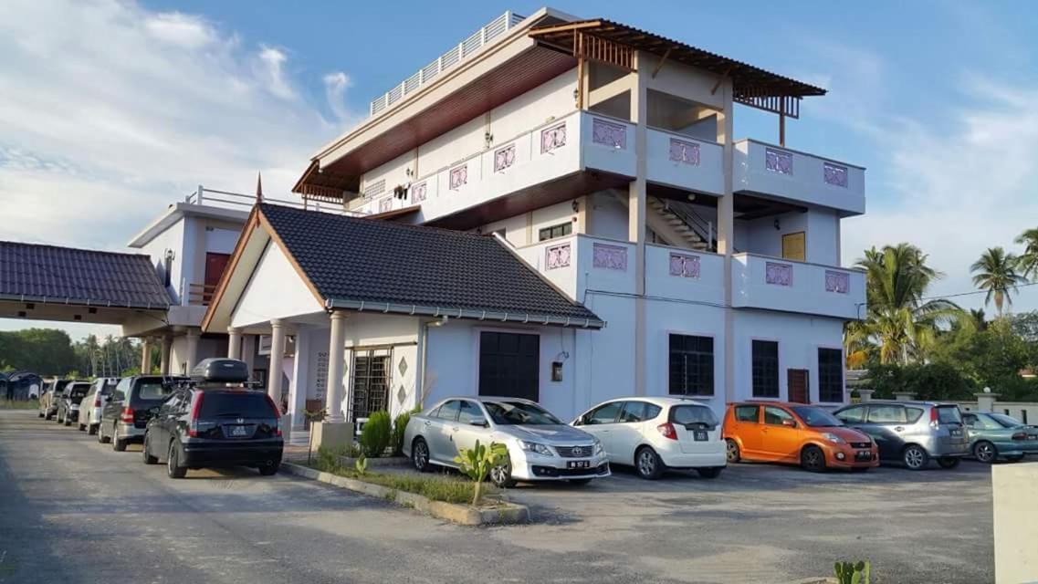 Kanza Beach Inn Marang Buitenkant foto