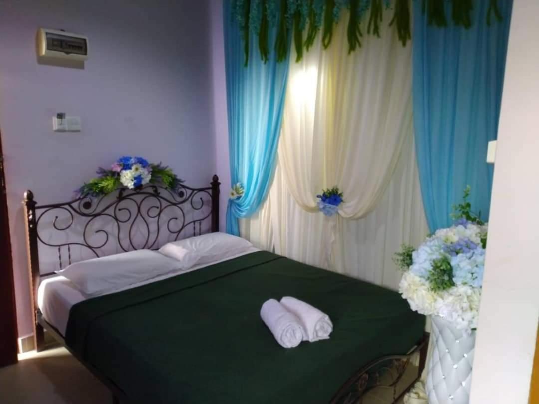 Kanza Beach Inn Marang Buitenkant foto