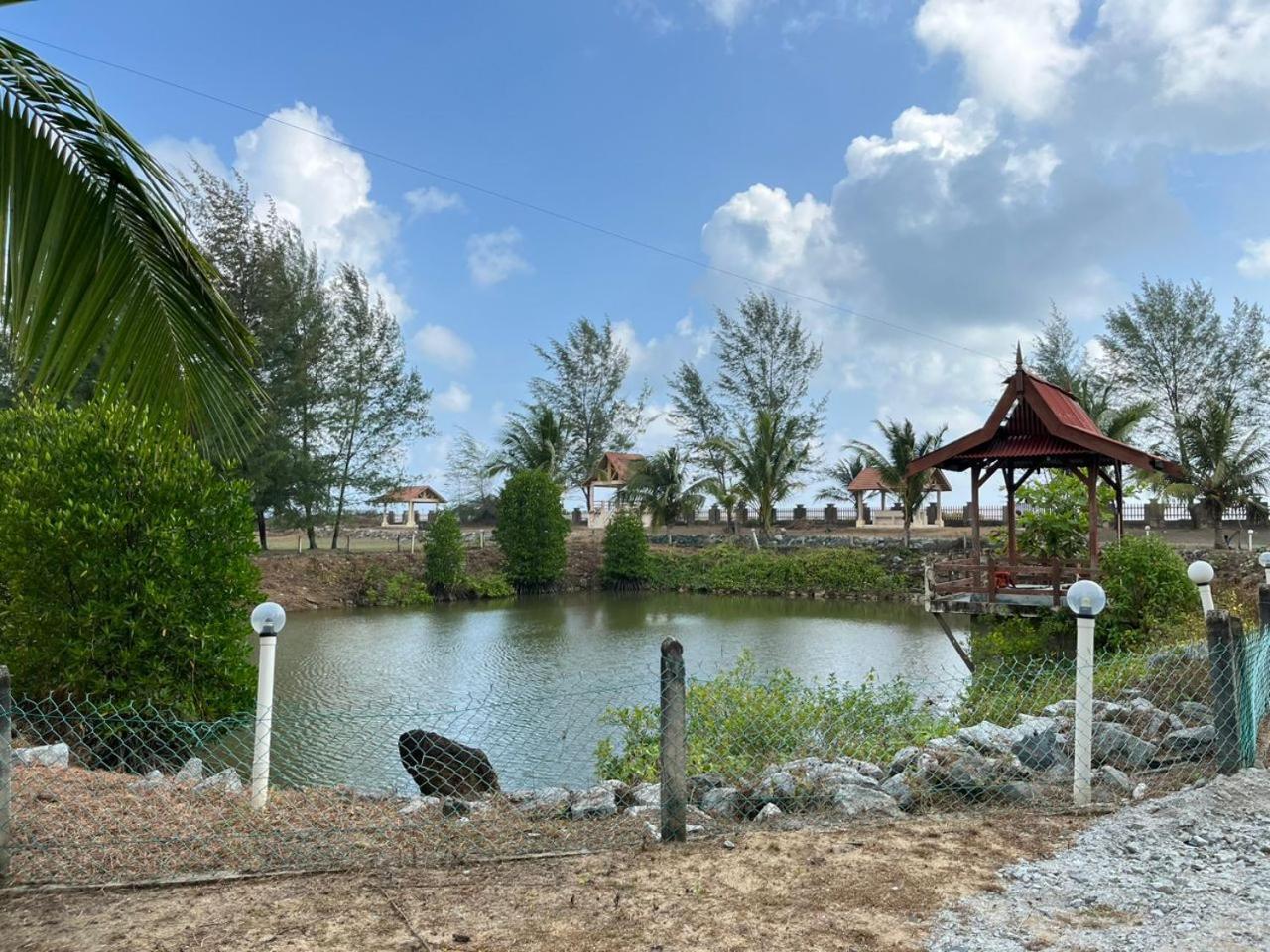 Kanza Beach Inn Marang Buitenkant foto