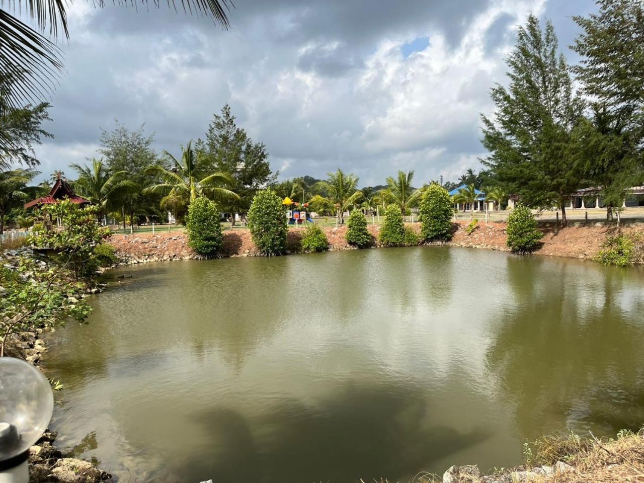 Kanza Beach Inn Marang Buitenkant foto