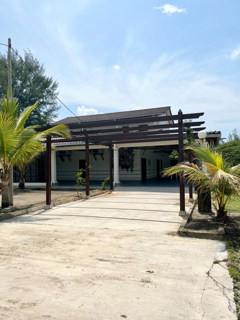 Kanza Beach Inn Marang Buitenkant foto