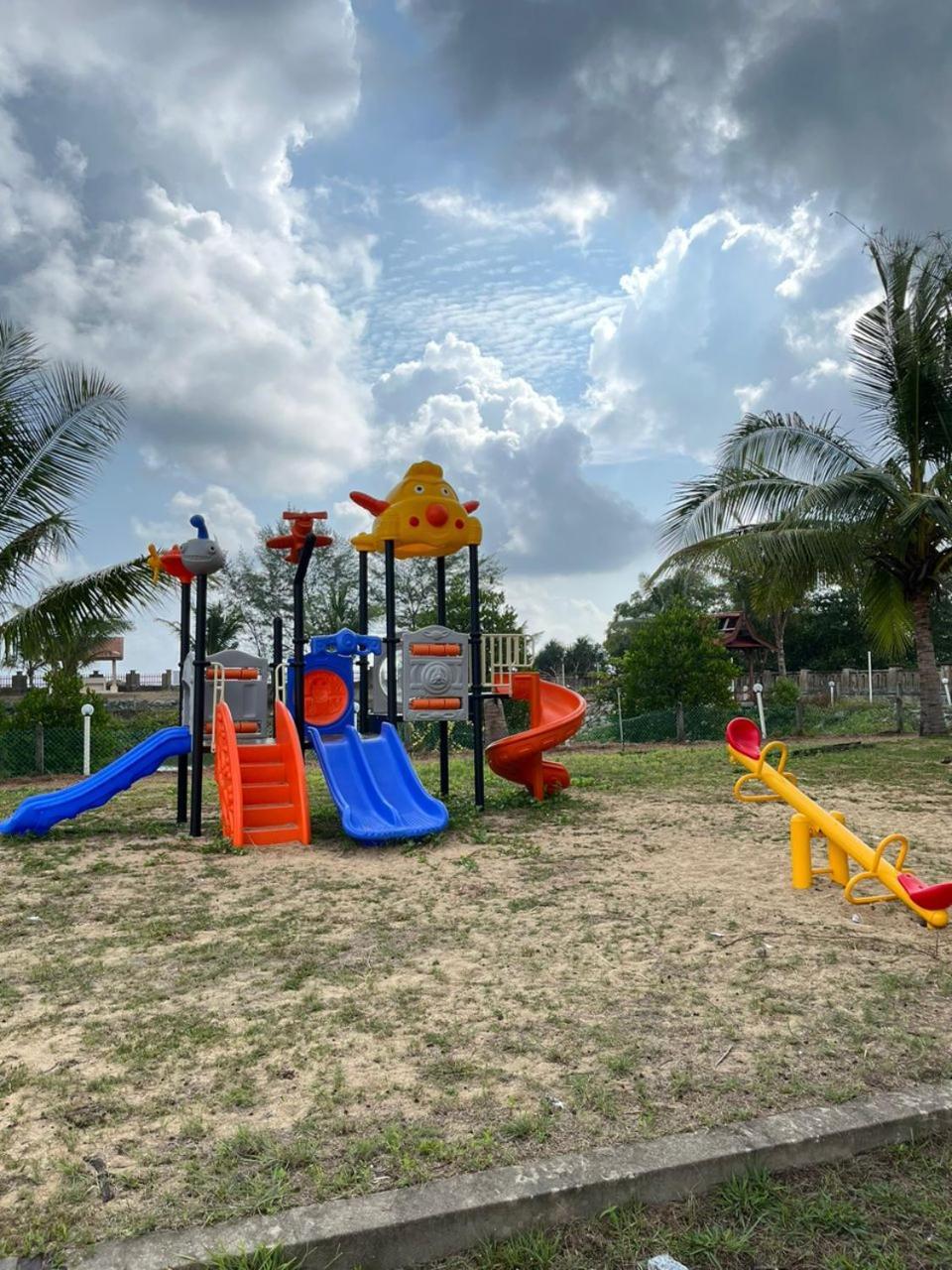 Kanza Beach Inn Marang Buitenkant foto