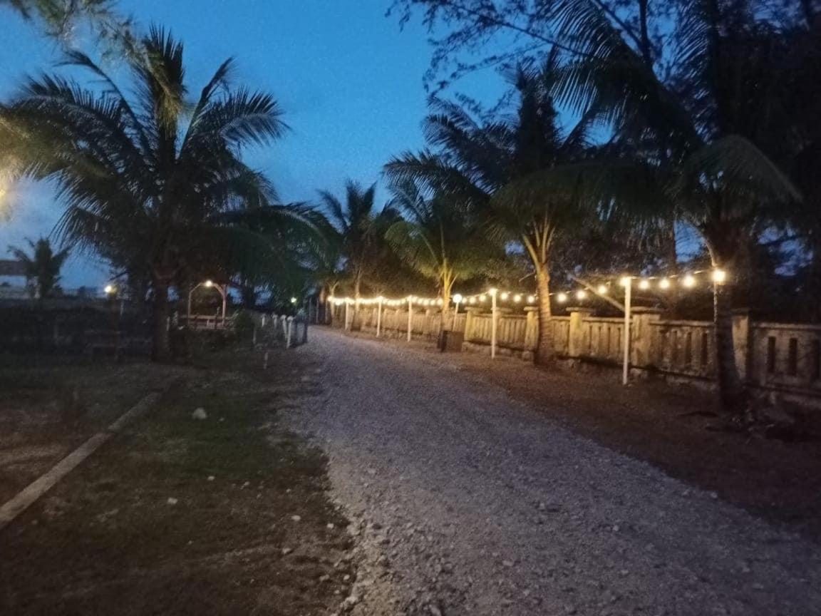 Kanza Beach Inn Marang Buitenkant foto
